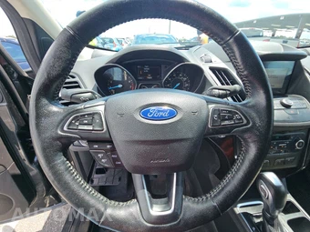 2019 Ford Escape SEL - miniatura 10