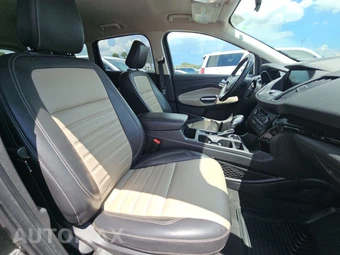 2019 Ford Escape SEL - miniatura 8
