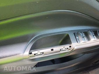 2019 Ford Escape SEL - miniatura 18