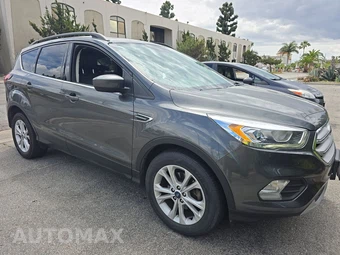 2019 Ford Escape SEL – miniatura 3