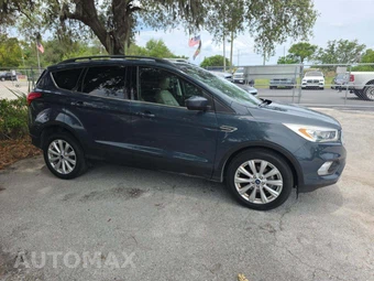 2019 Ford Escape SEL - miniatura 4