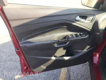 2019 Ford Escape SEL – miniatura 9