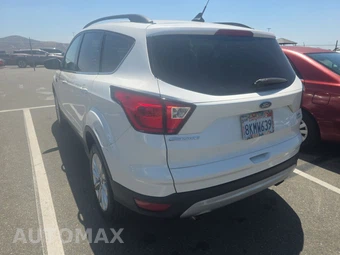 2019 Ford Escape SEL – miniatura 6
