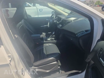 2019 Ford Escape SEL – miniatura 8