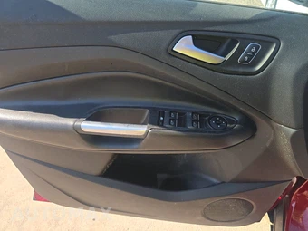2019 Ford Escape SEL – miniatura 9