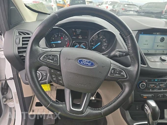 2019 Ford Escape SEL – miniatura 10