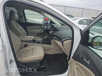 2019 Ford Escape SEL – miniatura 8