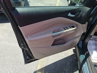 2019 Ford Escape SEL - miniatura 9