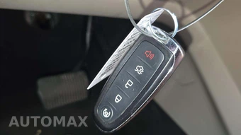 2019 Ford Escape SEL - miniatura 17