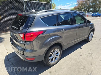 2019 Ford Escape SEL – miniatura 4