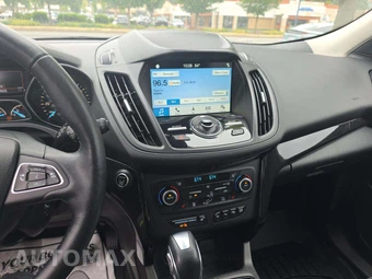 2019 Ford Escape Titanium – miniatura 10