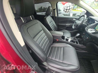 2019 Ford Escape Titanium – miniatura 18