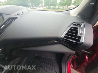 2019 Ford Escape Titanium – miniatura 19