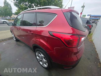 2019 Ford Escape Titanium – miniatura 2