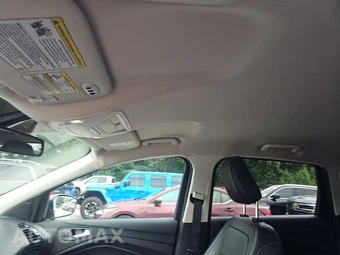 2019 Ford Escape Titanium - miniatura 17