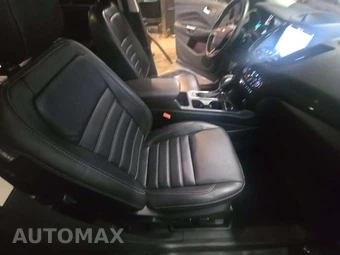 2019 Ford Escape Titanium – miniatura 18