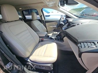 2019 Ford Escape Titanium - miniatura 8
