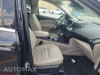 2019 Ford Escape Titanium – miniatura 8