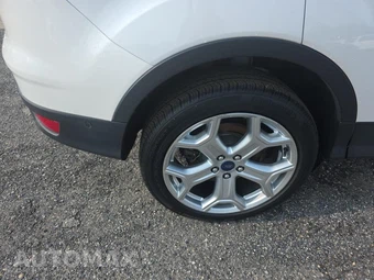 2019 Ford Escape Titanium – miniatura 10