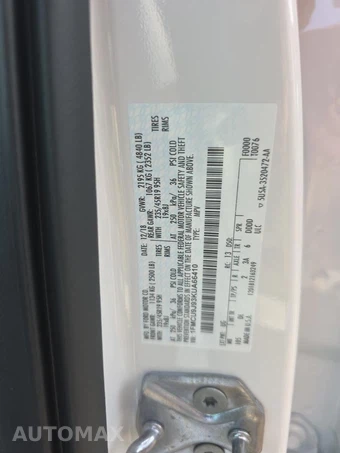 2019 Ford Escape Titanium – miniatura 18