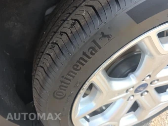 2019 Ford Escape Titanium – miniatura 21