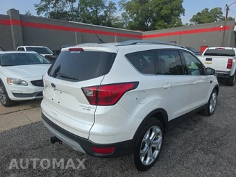 2019 Ford Escape Titanium – miniatura 4