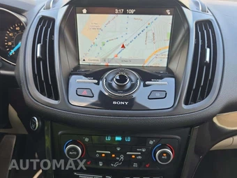 2019 Ford Escape Titanium – miniatura 10