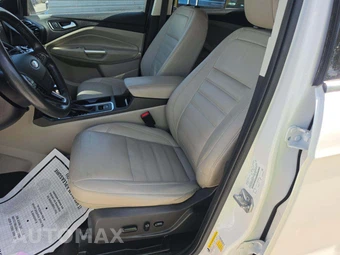 2019 Ford Escape Titanium – miniatura 6