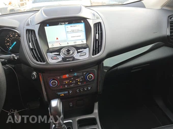 2019 Ford Escape Titanium - miniatura 11