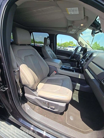 2019 Ford Expedition Limited – miniatura 16