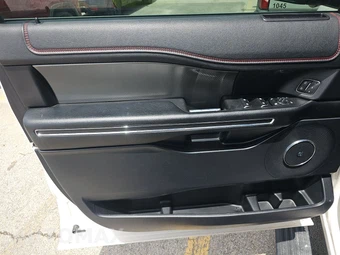 2019 Ford Expedition Limited - miniatura 9