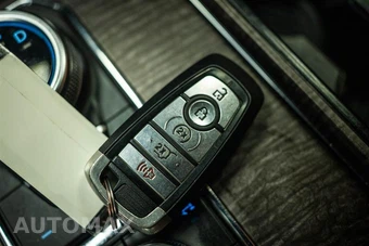 2019 Ford Expedition Limited - miniatura 24