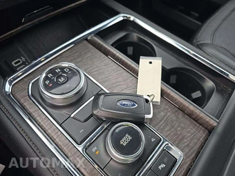 2019 Ford Expedition Limited - miniatura 8