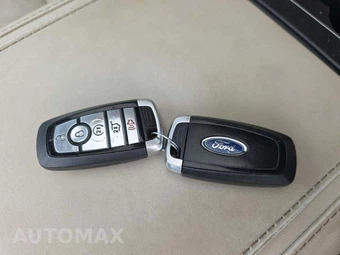 2019 Ford Expedition MAX Platinum - miniatura 8