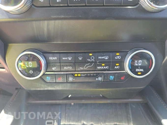 2019 Ford Expedition MAX Platinum – miniatura 28