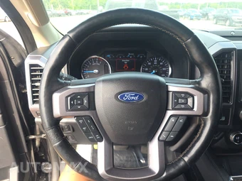 2019 Ford Expedition MAX Platinum - miniatura 10