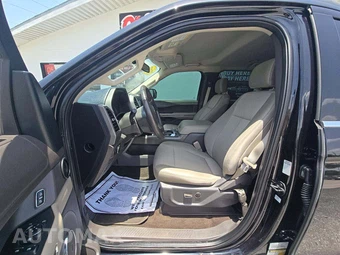 2019 Ford Expedition MAX XLT – miniatura 6