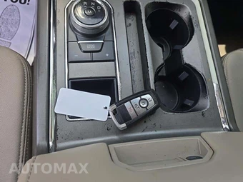 2019 Ford Expedition MAX XLT – miniatura 8