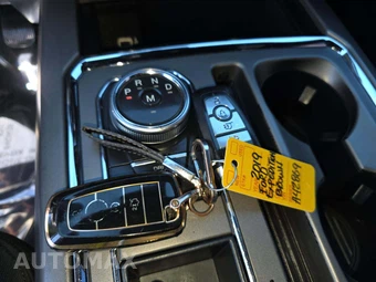 2019 Ford Expedition MAX XLT – miniatura 8