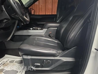 2019 Ford Expedition MAX XLT - miniatura 7