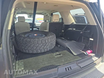 2019 Ford Expedition Platinum - miniatura 16