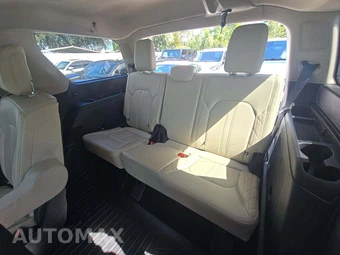 2019 Ford Expedition Platinum - miniatura 14