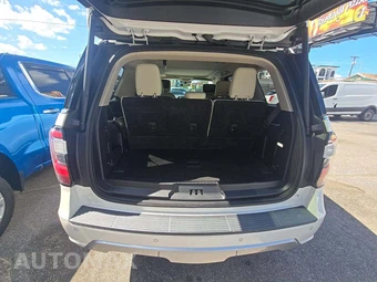 2019 Ford Expedition Platinum - miniatura 15