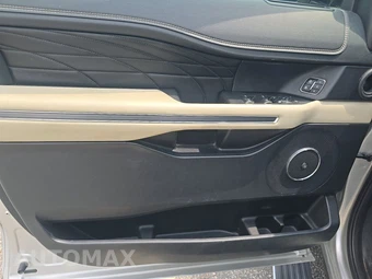 2019 Ford Expedition Platinum - miniatura 9