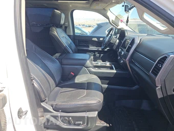 2019 Ford Expedition Platinum - miniatura 8