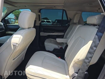 2019 Ford Expedition Platinum - miniatura 13