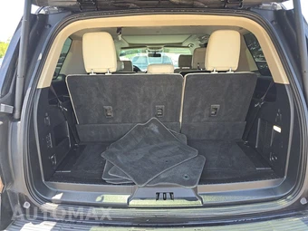 2019 Ford Expedition Platinum - miniatura 17
