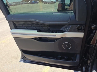 2019 Ford Expedition Platinum - miniatura 9