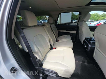 2019 Ford Expedition Platinum - miniatura 17