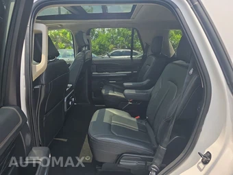2019 Ford Expedition Platinum - miniatura 13